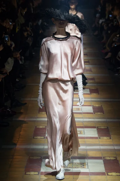 Look 33